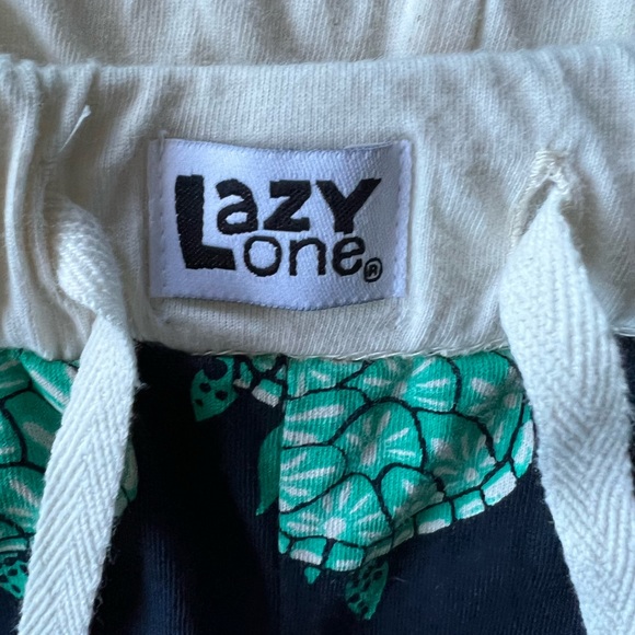 Lazy One lounge/pajama set - Picture 7 of 8